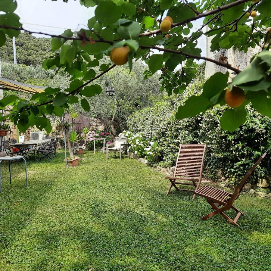 Casa Olivia Lacrema Finale Ligure Extérieur photo